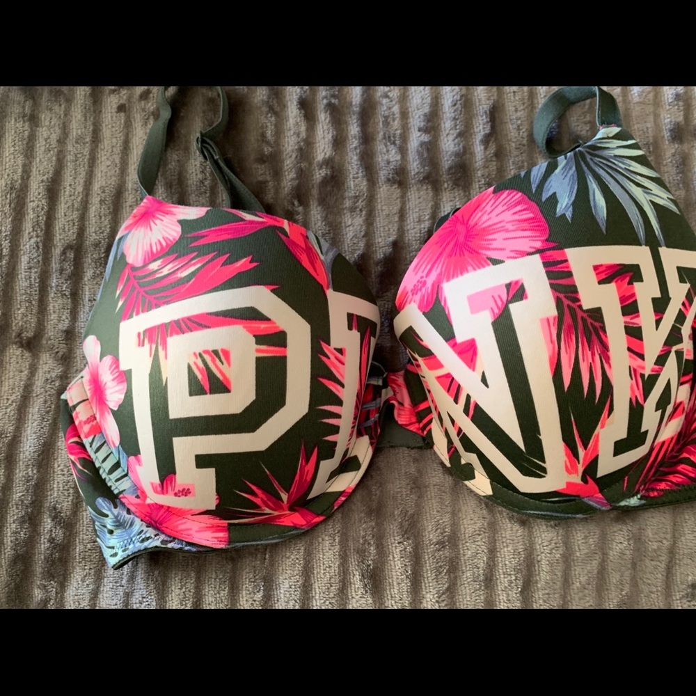 Tropical bra from pink
